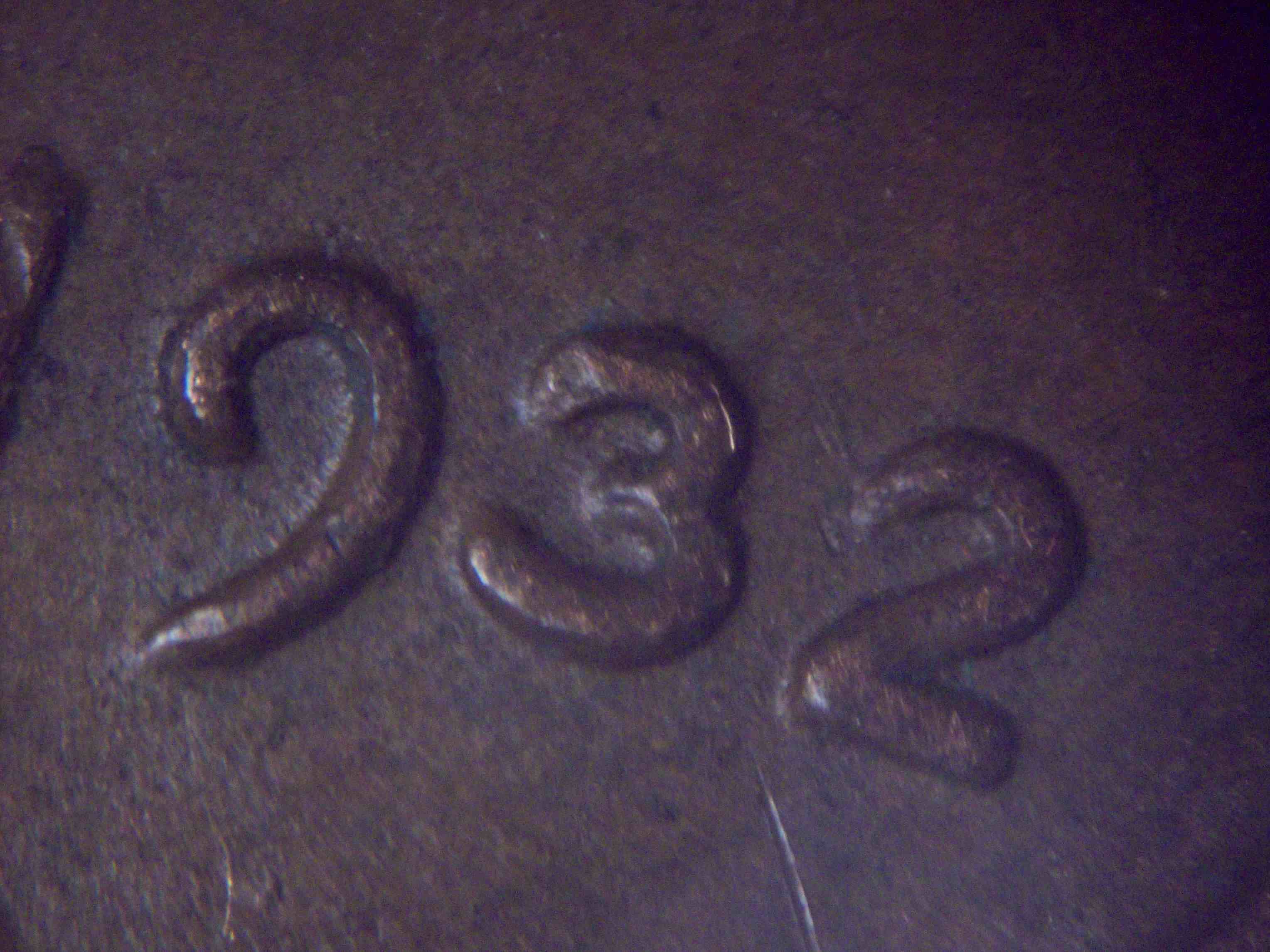 1932-P-Minor-Doubled-Die-OBV-Center-Of-3-Bottom-Left-Of-2-Minor-Notching-In-Tr-Of-Trust
